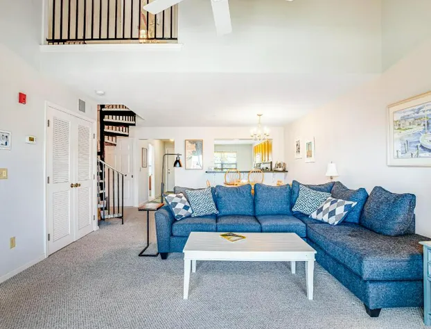 Bethany Bay --- 605 Crowley hotel detail image 1