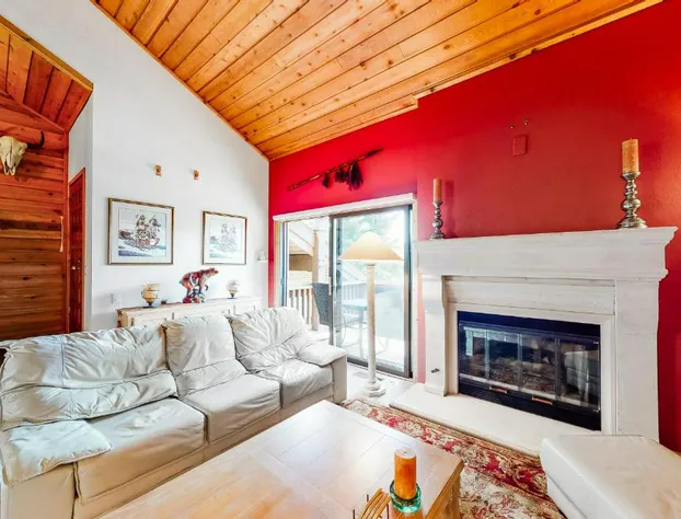 Elkhorn Retreat hotel detail image 2