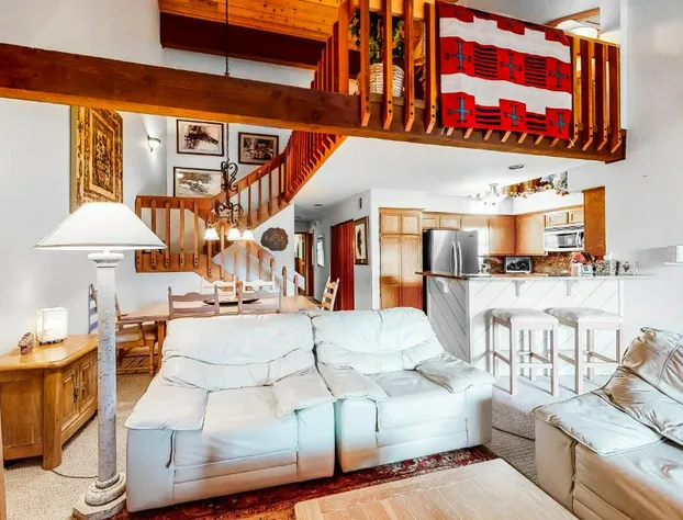 Elkhorn Retreat hotel detail image 3