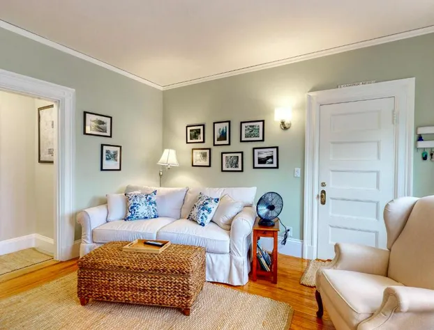 Commander's Cabin hotel detail image 3