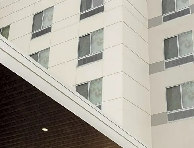 Fairfield Inn & Suites by Marriott Kansas City North/Gladstone hotel detail image 1