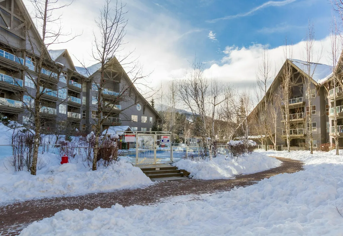 116 Aspens hotel hero