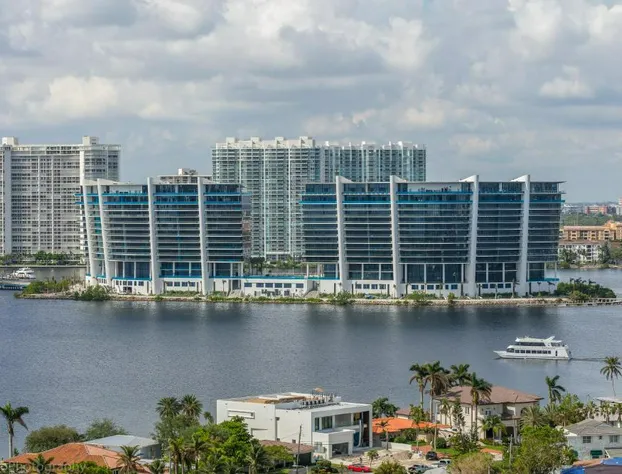 Marenas Beach Resort Private Luxury Suites hotel detail image 2