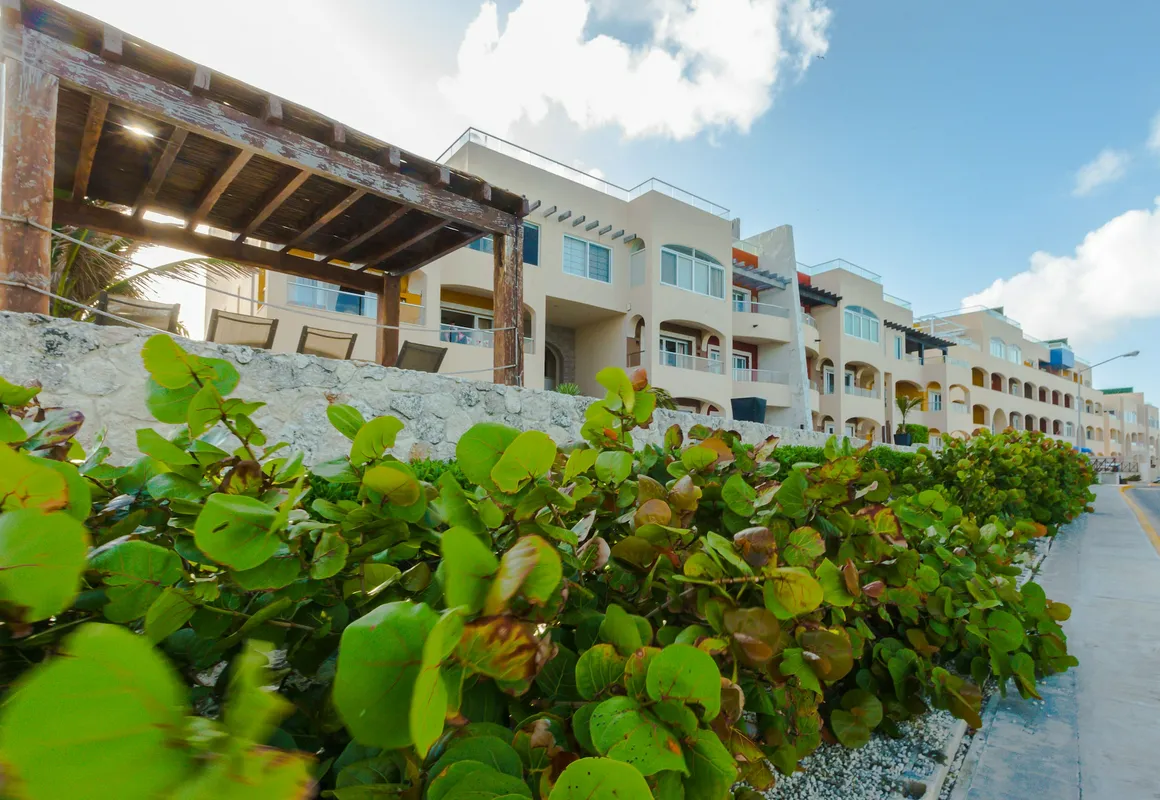 Isla 33 - Studio 2313 hotel hero