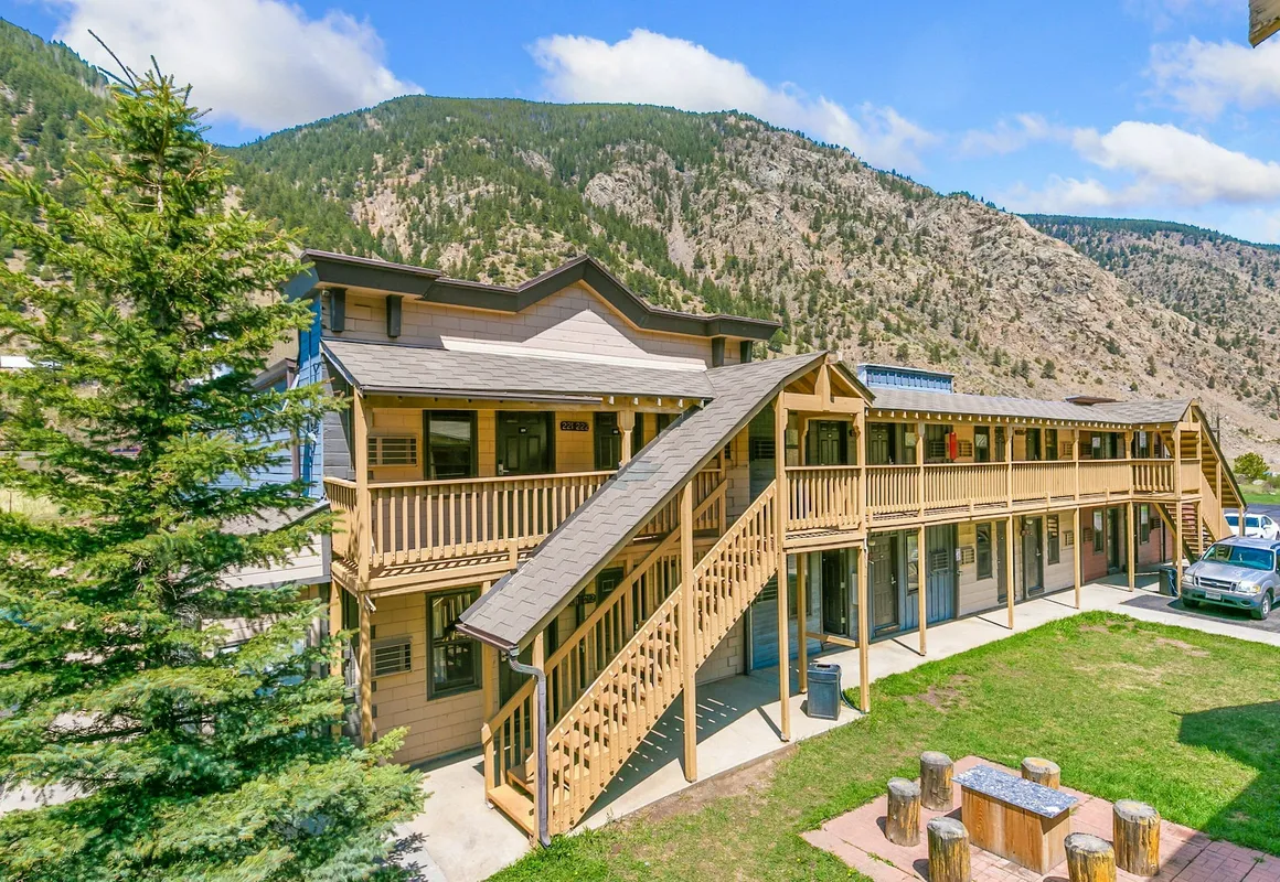 Georgetown Lodge hotel hero