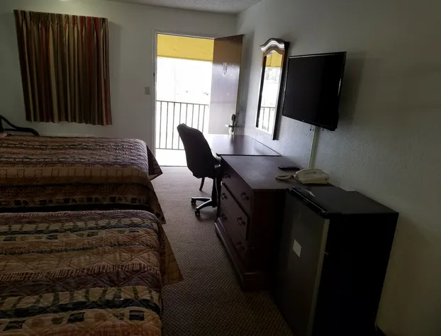 Indysouth western inn hotel detail image 2