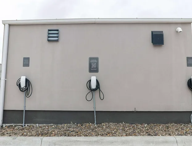 La Quinta Inn & Suites by Wyndham Corpus Christi Southeast hotel detail image 2