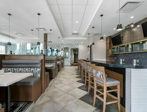 Best Western Premier Route 97 Vernon hotel detail image 3