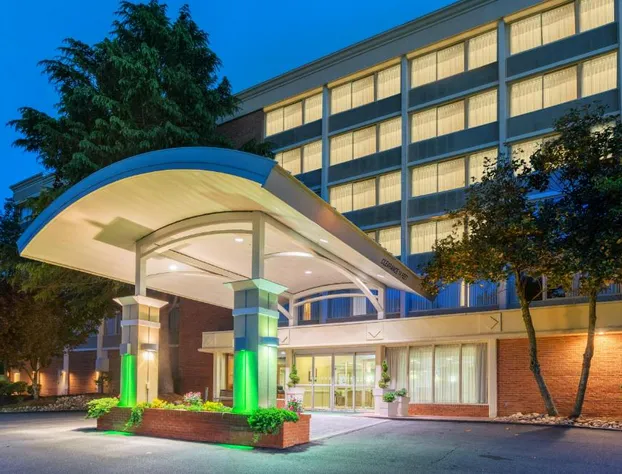 Holiday Inn Express & Suites Charlottesville by IHG hotel detail image 1