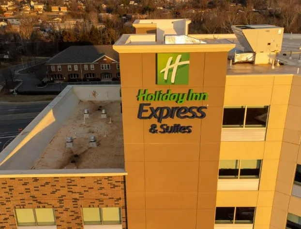 Holiday Inn Express & Suites Charlottesville by IHG hotel detail image 2