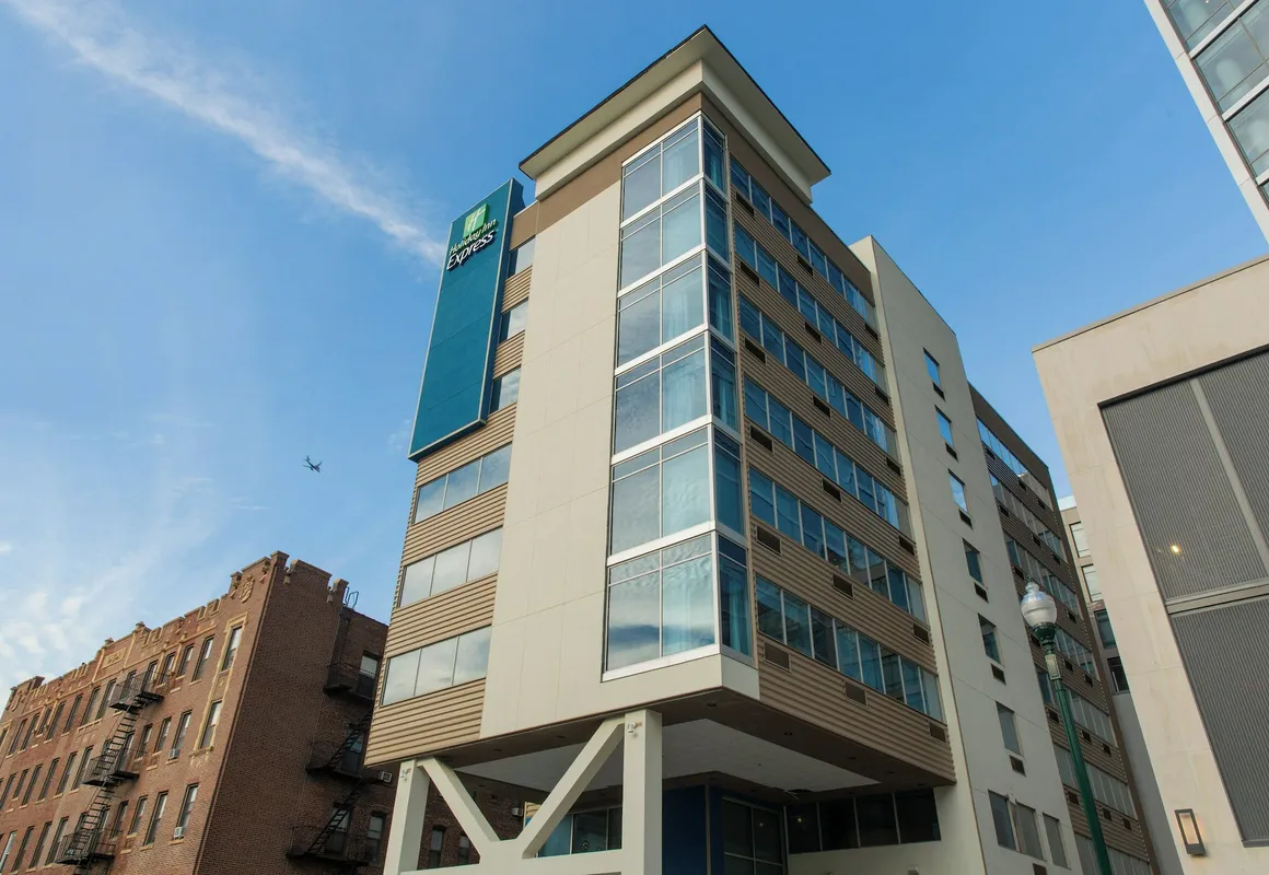 Holiday Inn Express New Rochelle by IHG hotel hero