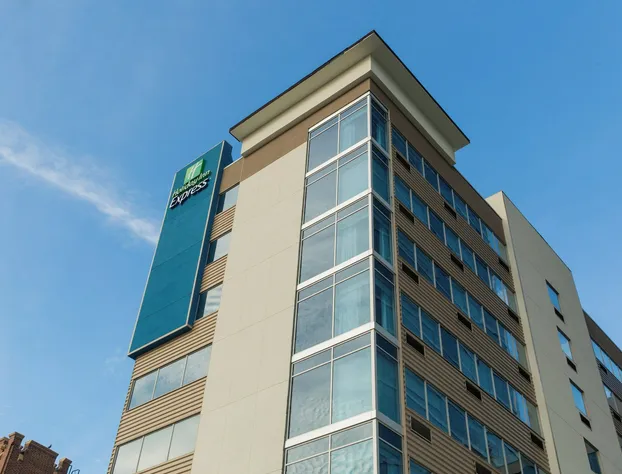 Holiday Inn Express New Rochelle by IHG hotel detail image 1