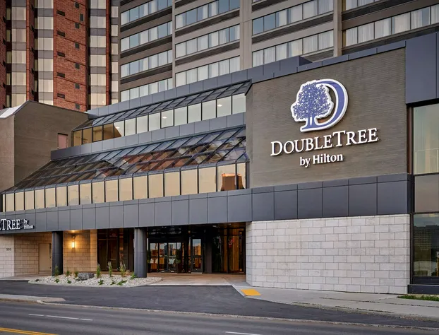 DoubleTree by Hilton Windsor Hotel & Suites hotel detail image 3