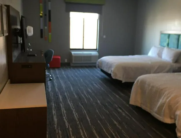 Hampton Inn Old Bridge hotel detail image 4