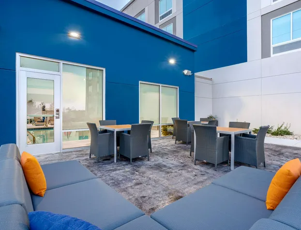 Hampton Inn by Hilton Bedford hotel detail image 4