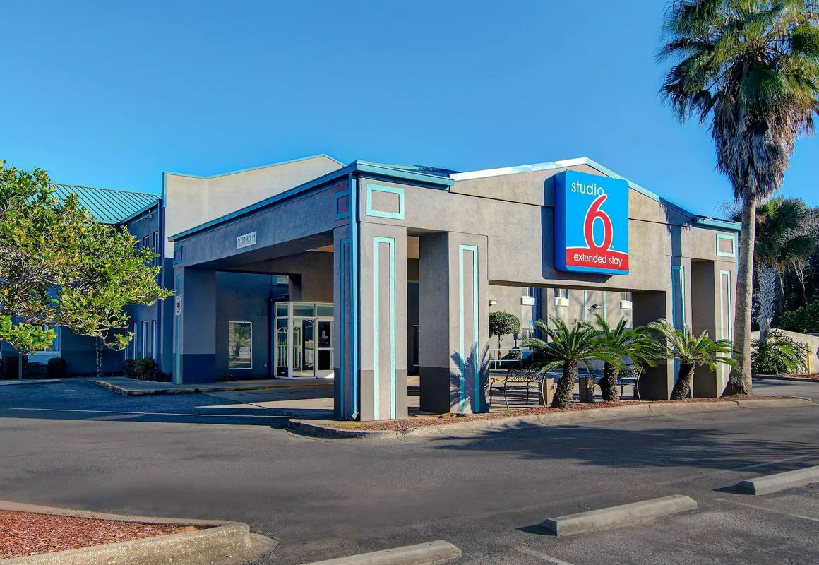 Studio 6 Pensacola, FL - West I-10 hotel hero