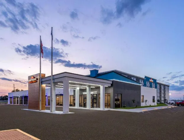 Hawthorn Extended Stay by Wyndham Wichita Airport hotel detail image 2