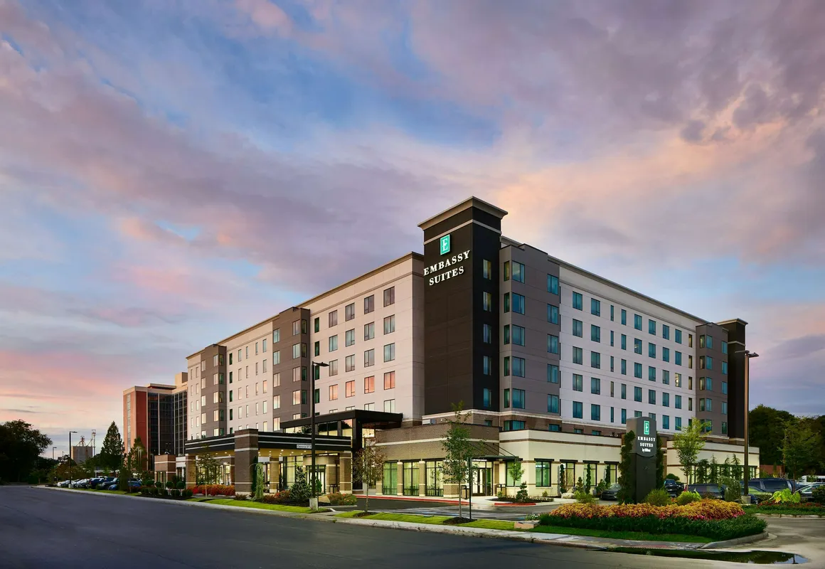 Embassy Suites by Hilton Atlanta Airport North hotel hero
