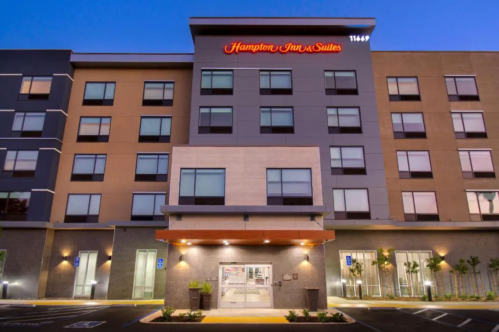 Hampton Inn & Suites Ontario Rancho Cucamonga hotel hero