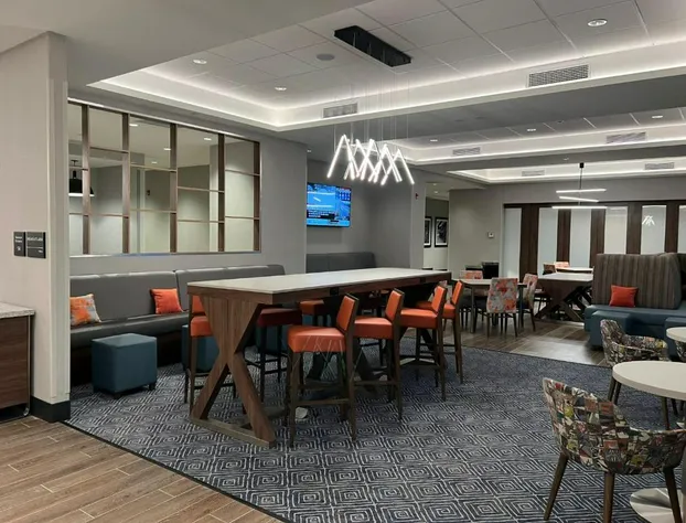 Hampton Inn by Hilton Kingston hotel detail image 2