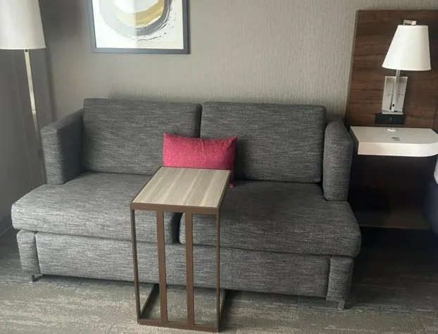 Hampton Inn by Hilton Kingston hotel detail image 3