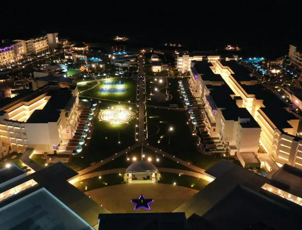 Planet Hollywood Cancun Adult Scene by Royalton, An Autograph Collection® All-Inclusive Resort - Adults Only hotel detail image 4