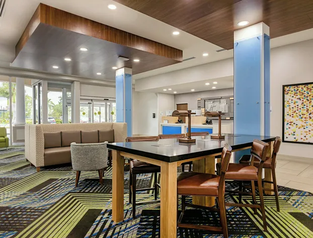 Holiday Inn Express and Suites Miramar by IHG hotel detail image 2