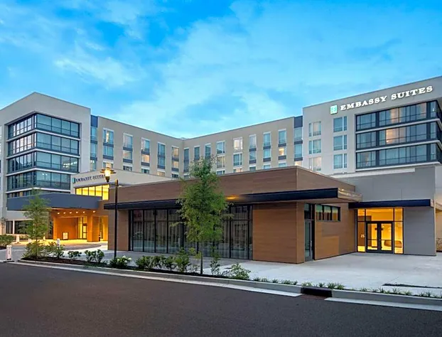 Embassy Suites By Hilton Alpharetta Halcyon hotel detail image 1