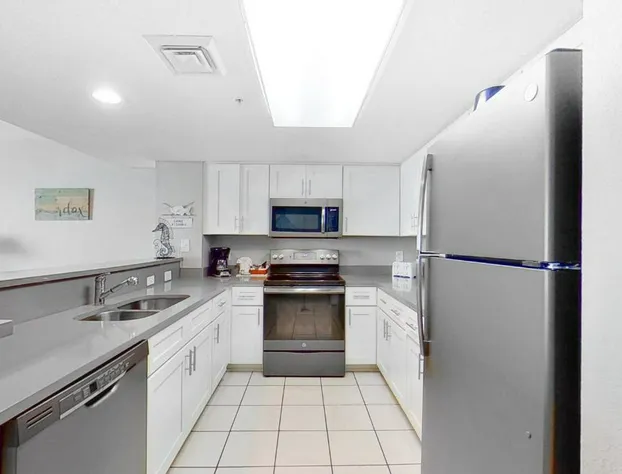 Bay Watch 1817 hotel detail image 2