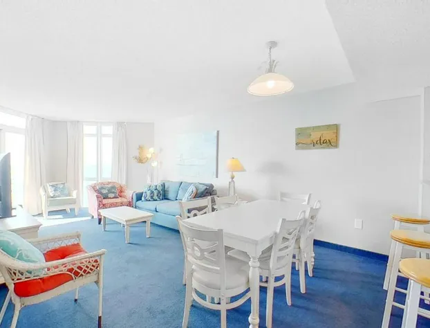 Bay Watch 1817 hotel detail image 3