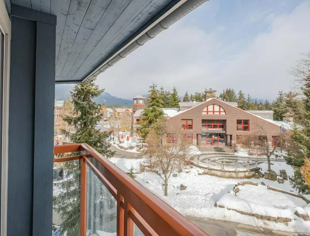 Eagle Lodge by Outpost Whistler hotel detail image 1