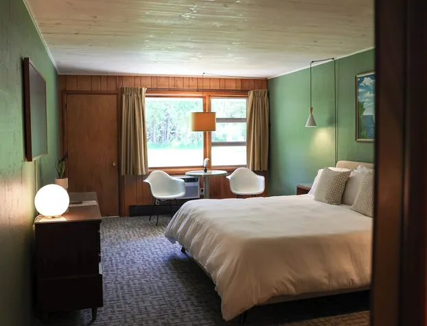 The Ellison Inn & Lounge hotel detail image 4