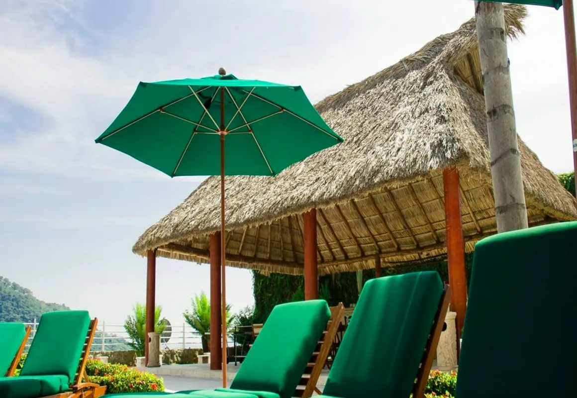 HM Pichilingue hotel hero