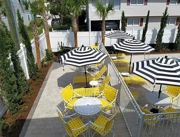 The Georgianne Inn & Suites hotel detail image 2