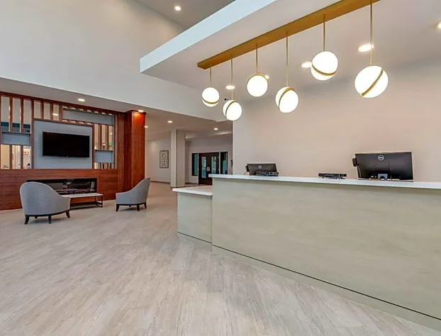 Comfort Suites Cottage Grove – Madison hotel detail image 2