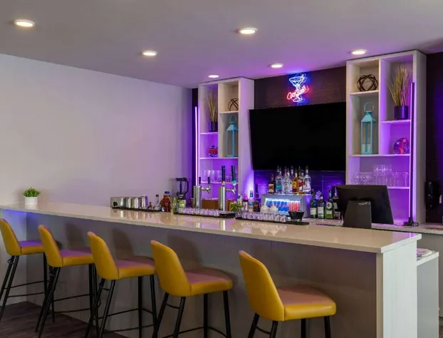 Microtel Inn & Suites Montreal Airport - Dorval QC hotel detail image 2