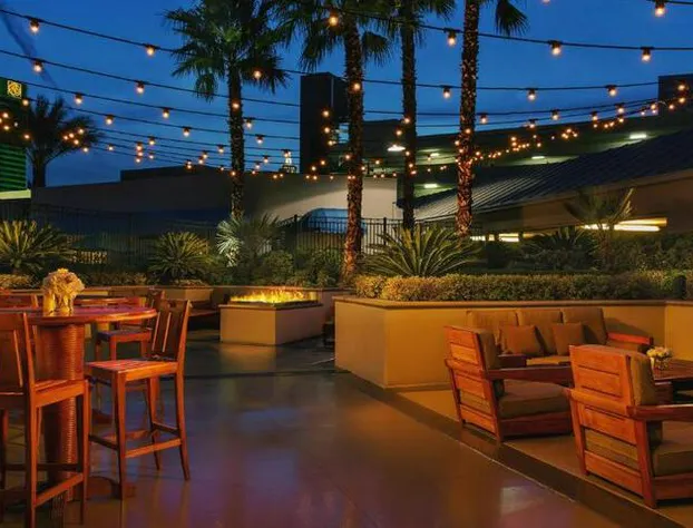 11th Floor MGM Signature 2-Bedroom Combo Strip View No Resort Fees hotel detail image 1