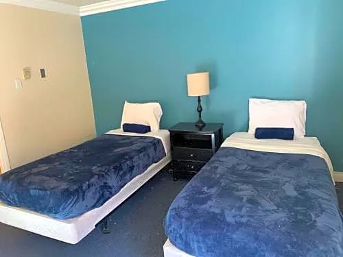 LA Suites hotel detail image 1