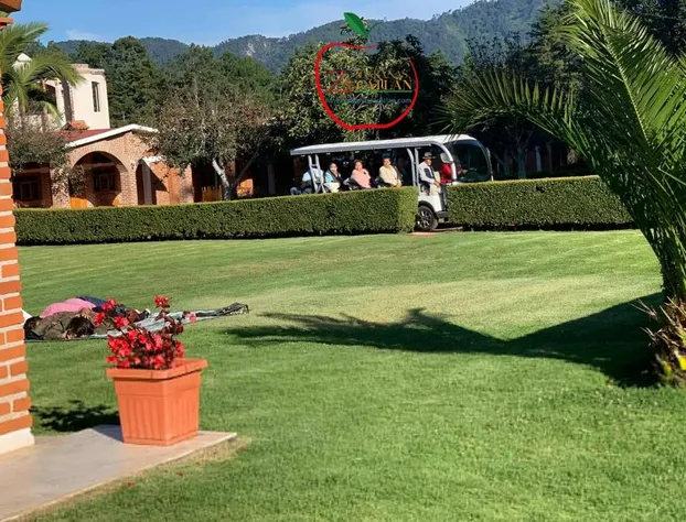 Cabaña Zacatlan Jacuzzi hotel detail image 3