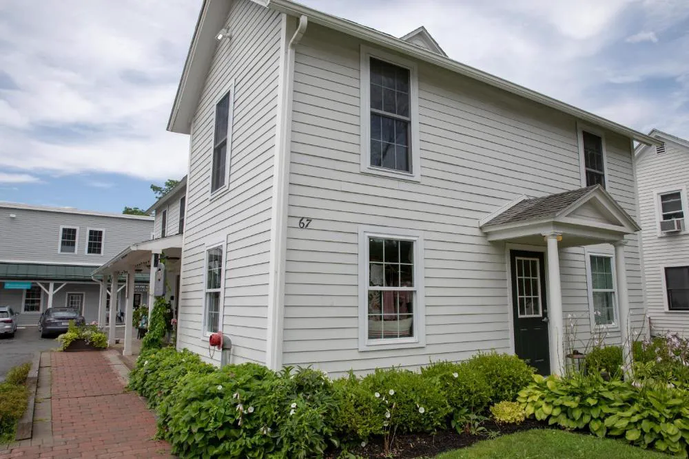 67 Church Street hotel hero