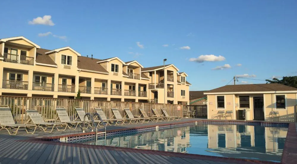 Pony Island Inn hotel hero