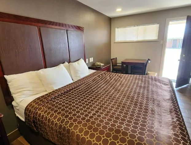 Economy Inn hotel detail image 3