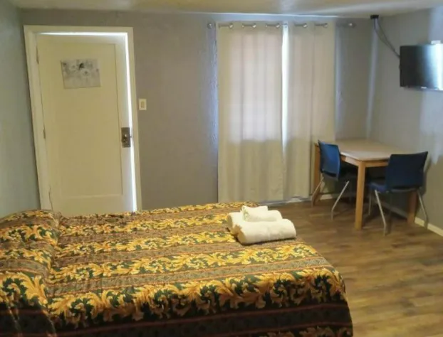 Ranch motel hotel detail image 2