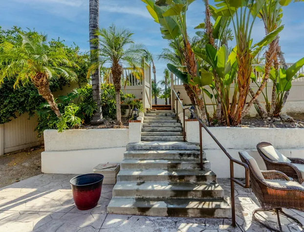 Private Pickleball Pool&Palms Resort hotel detail image 3