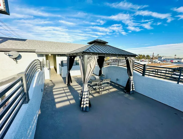 Perfect Inn Motel hotel detail image 1