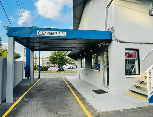 Crown Inn hotel detail image 1