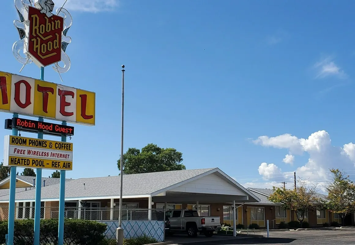 Robin Hood Motel hotel hero