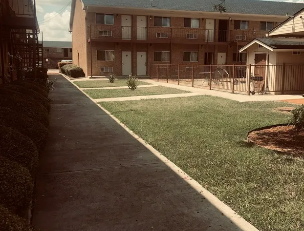 Hallmark Inn and Suites hotel detail image 2