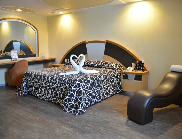 Hotel Plaza Camarones - Solo adultos hotel detail image 3