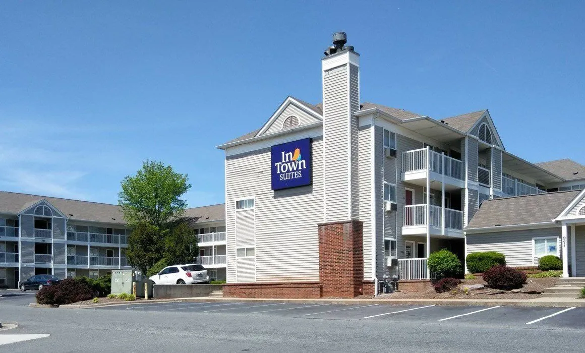 Intown Suites Extended Stay Matthews Nc - East Independence Blvd hotel hero